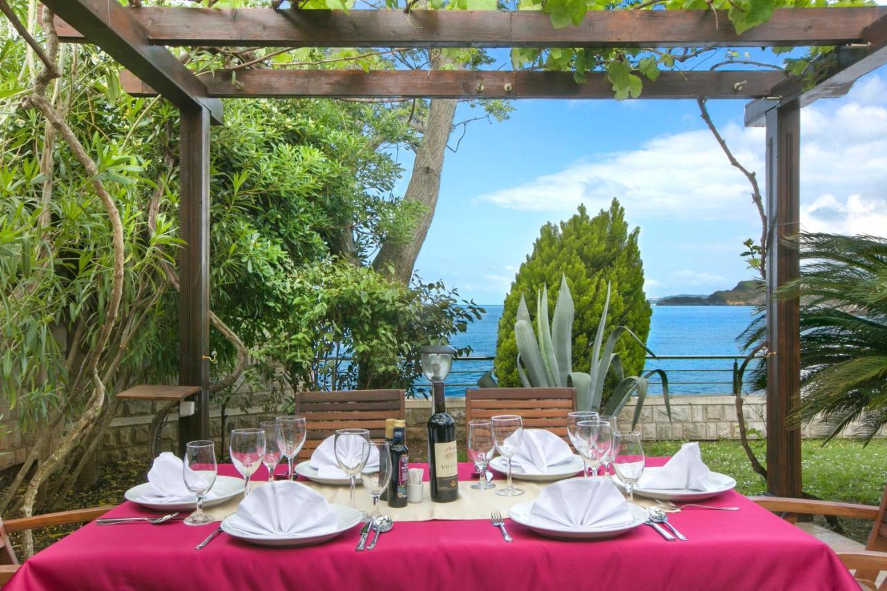 Royal Holiday Apartments Sveti Stefan Dış mekan fotoğraf