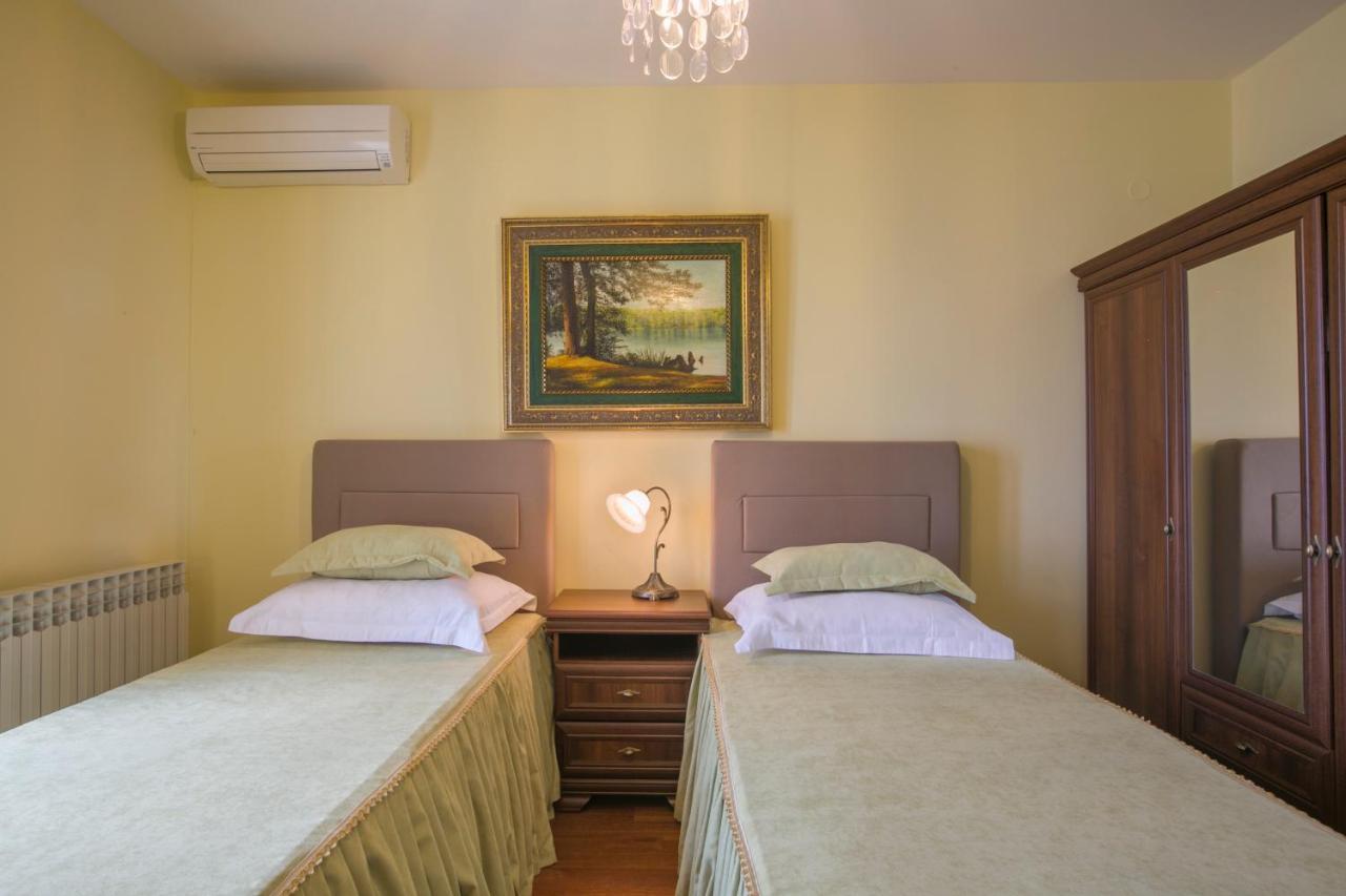 Royal Holiday Apartments Sveti Stefan Dış mekan fotoğraf