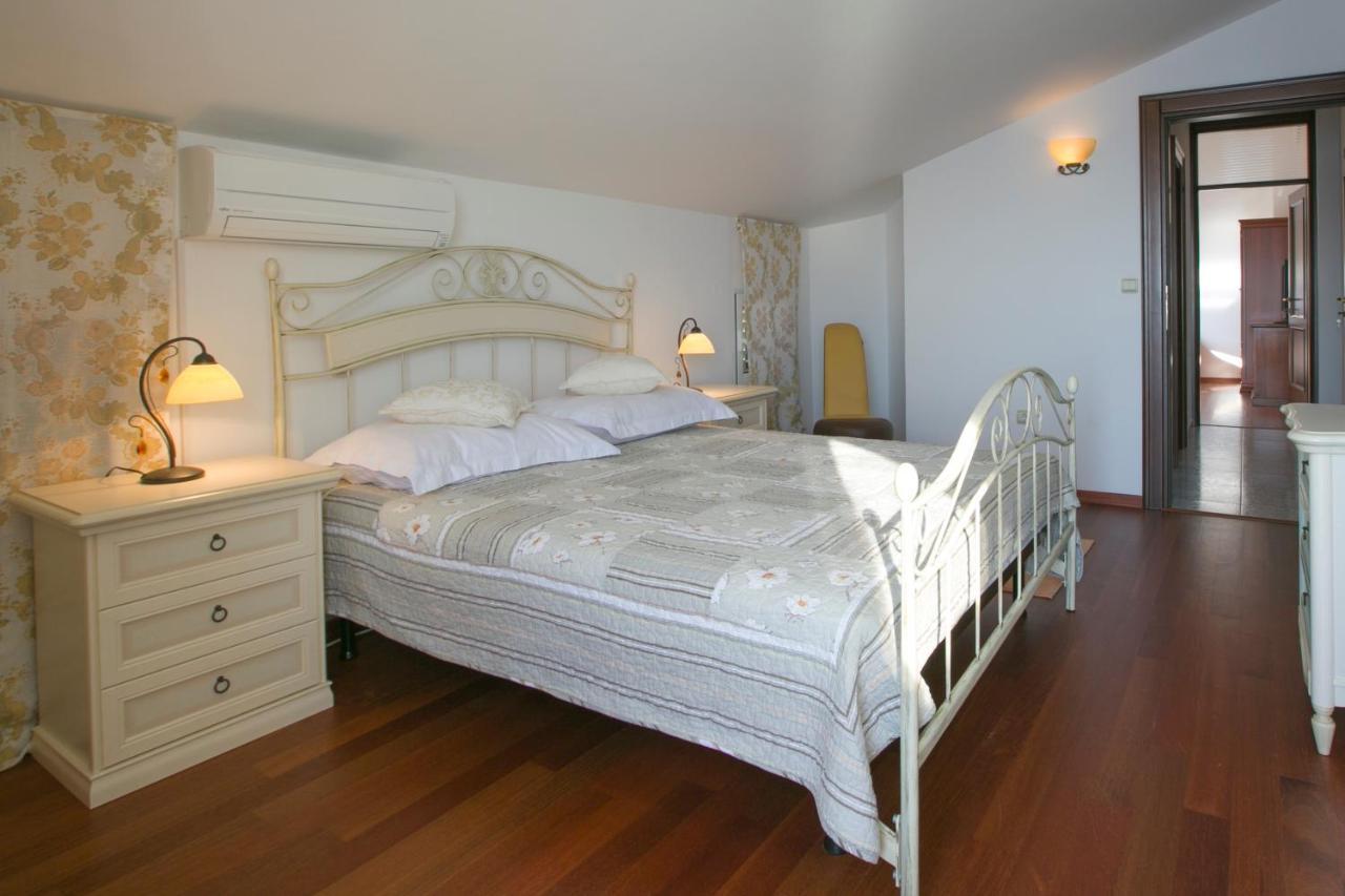 Royal Holiday Apartments Sveti Stefan Dış mekan fotoğraf