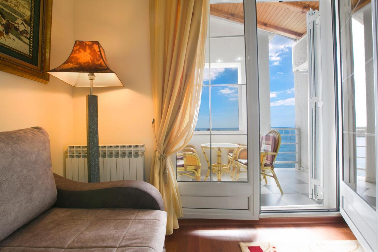 Royal Holiday Apartments Sveti Stefan Dış mekan fotoğraf
